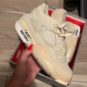 Off white WMNS Air Jordan 4 Retro